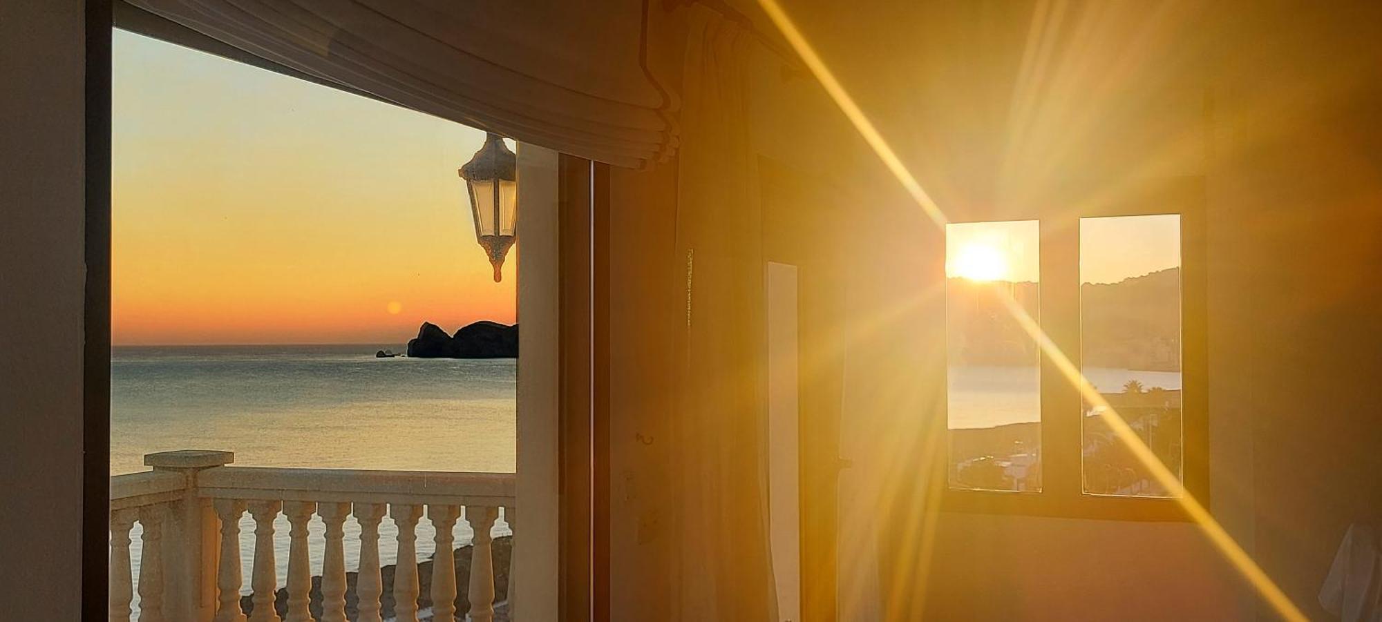 Mar-Beach Front Apartment In Jávea Екстериор снимка